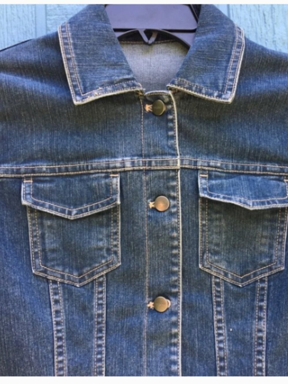Tahari Medium Wash Button Down Denim Jacket Women’s Size Small - Picture 2 of 5